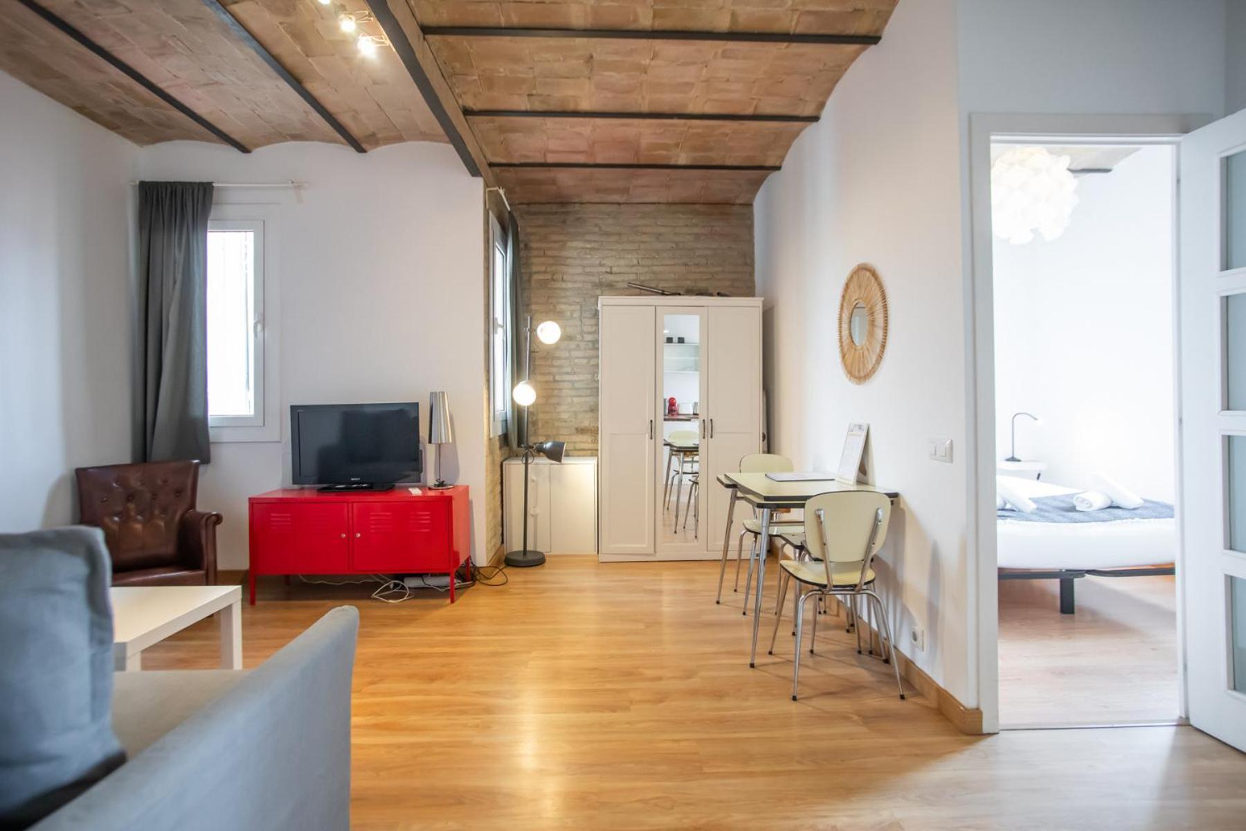 51no1058 - Bright 1bed Flat In Poble Sec Apartment Barcelona